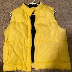 Fuzzy gap puffer vest!